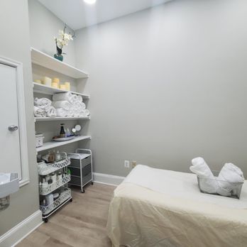 Cavalry Nail Bar - Such a clean and organized massage and facial room! - Waxing Near Me - Alexandria, Virginia Cavalry Nail Bar - Such a clean and organized massage and facial room! - Waxing Near Me - Alexandria, Virginia