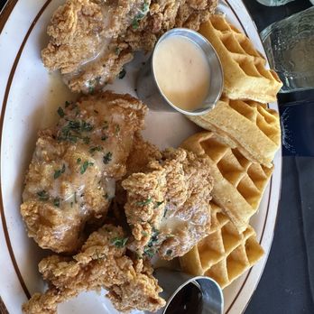 Moonshine Grill - Southern Near Me - Austin, Texas Moonshine Grill - Southern Near Me - Austin, Texas