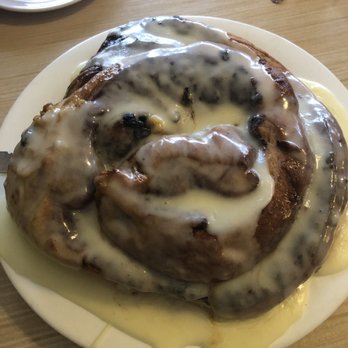 Red Rock Cafe - 3lb cinnamon roll - Breakfast & Brunch Near Me - Sedona, Arizona Red Rock Cafe - 3lb cinnamon roll - Breakfast & Brunch Near Me - Sedona, Arizona