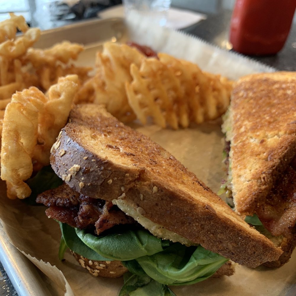 BLT
