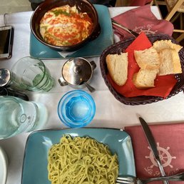 Pesto spaghetti and pesto lasagna Pesto spaghetti and pesto lasagna