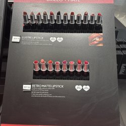 Mac Cosmetics - Lipstick