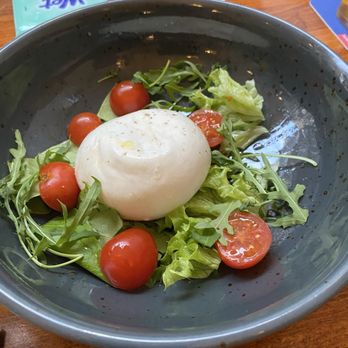 Italia Oggi - Burrata - Italian Near Me - Amsterdam, New Hampshire Italia Oggi - Burrata - Italian Near Me - Amsterdam, New Hampshire