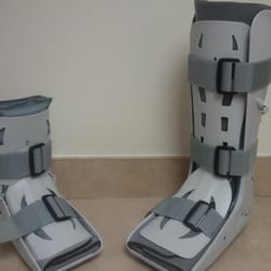 Fair Oaks Podiatry & Sports Medicine: Zakee Shabazz, DPM - Cast boots