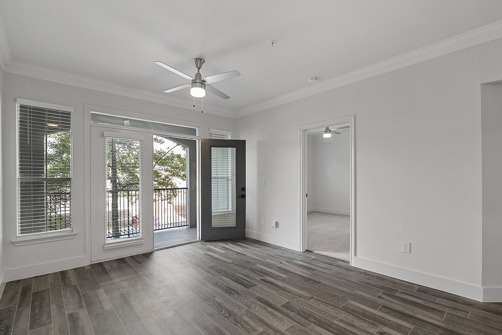 KIMPTON APARTMENTS Updated September 2024 63 Photos & 19 Reviews