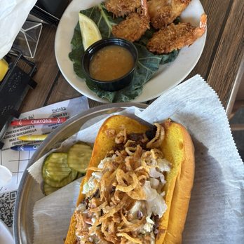 Cadillac Cove - Brisket po boy and coconut shrimp - Barbeque Near Me - Satellite Beach, Florida Cadillac Cove - Brisket po boy and coconut shrimp - Barbeque Near Me - Satellite Beach, Florida