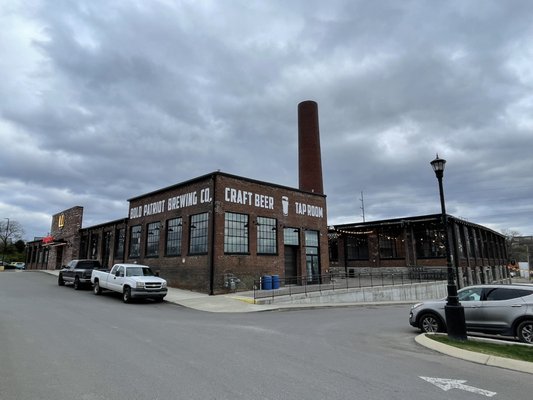 L & L Market by null