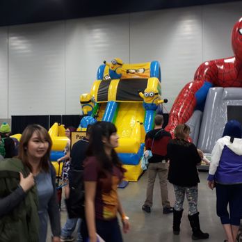 Edmonton Comic And Entertainment Expo - Local Flavor Near Me - Edmonton, Alberta