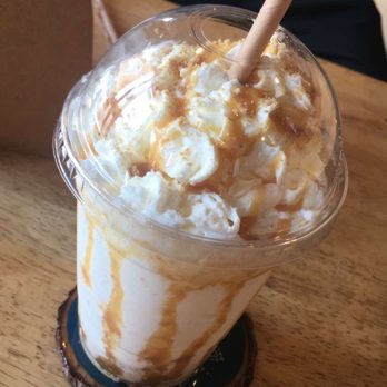 Longfellow's Coffee - Caramel Cheese Cake Smoothie - Coffee & Tea Near Me - Mahwah, New Jersey