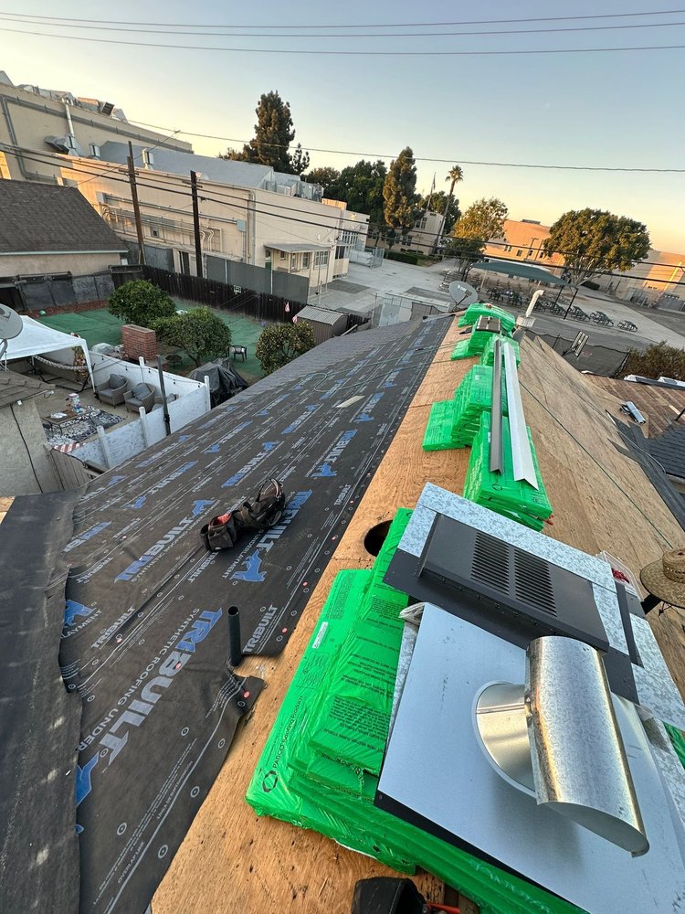 Slide of Pacific Roofers