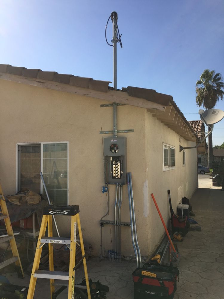 Slide of Ulloa Electrical Services