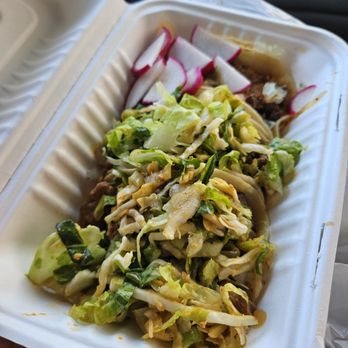 Kogi BBQ - Tacos with spicy pork and asada - Mexican Near Me - Los Angeles, California Kogi BBQ - Tacos with spicy pork and asada - Mexican Near Me - Los Angeles, California
