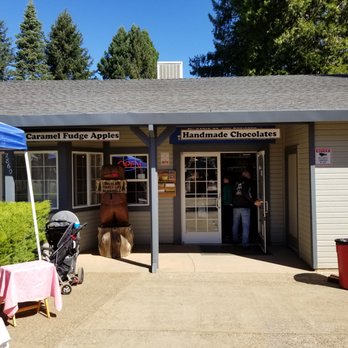 Fudge Factory Farm - Candy Stores Near Me - Placerville, California