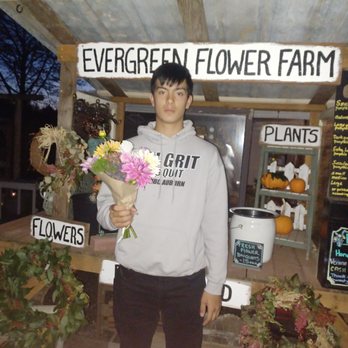 Evergreen Flower Farm - Late night flower stop for homecoming 2022. Thanks Angie for having a 24/7 farm stand!!! - Nurseries & Gardening Near Me - Grayland, Washington Evergreen Flower Farm - Late night flower stop for homecoming 2022. Thanks Angie for having a 24/7 farm stand!!! - Nurseries & Gardening Near Me - Grayland, Washington