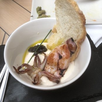 El León - Calamari with almond sauce - Tapas Bars Near Me - Valencia, V