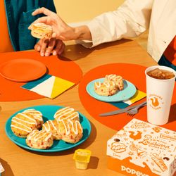 Popeyes Louisiana Kitchen - Popeyes Strawberry Biscuits