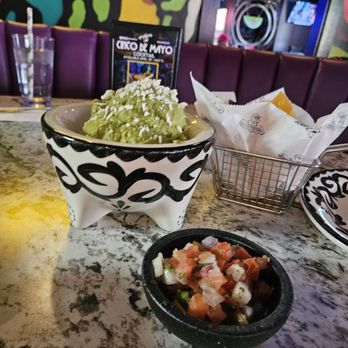 Kalaveras - Guacamole & Pico de Gallo with Tortilla Chips - Mexican Near Me - San Bernardino, California Kalaveras - Guacamole & Pico de Gallo with Tortilla Chips - Mexican Near Me - San Bernardino, California