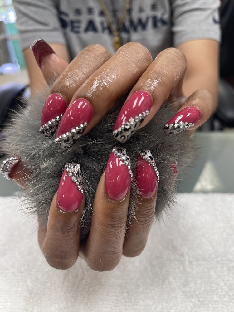 TOP NAILS 17 Photos 3116 Randleman Rd, Greensboro, North Carolina