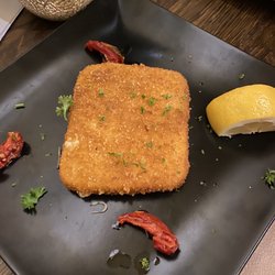 El Greco - Saganaki... it was good but not traditional