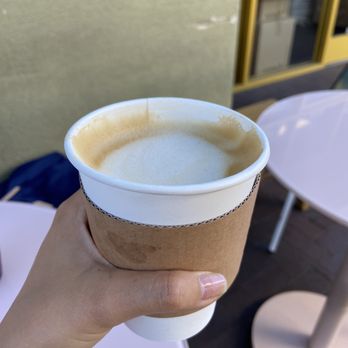 Colossus - Vanilla Oat Milk Latte - Bakeries Near Me - Long Beach, California