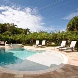 Emerald Pool Service