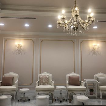 Le Petit Salon - Nail Salons Near Me - Tustin, California Le Petit Salon - Nail Salons Near Me - Tustin, California