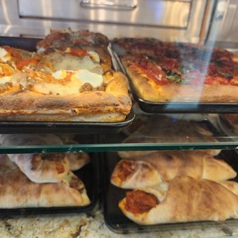 Knapp Street Pizza - Pizza Near Me - Brooklyn, New York Knapp Street Pizza - Pizza Near Me - Brooklyn, New York