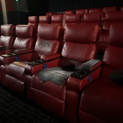 Cannon Valley Cinema 10 - Nasty seats