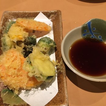 Sushi Hiro Japanese Restaurant - Small vegetable tempura - Japanese Near Me - Calgary, Alberta