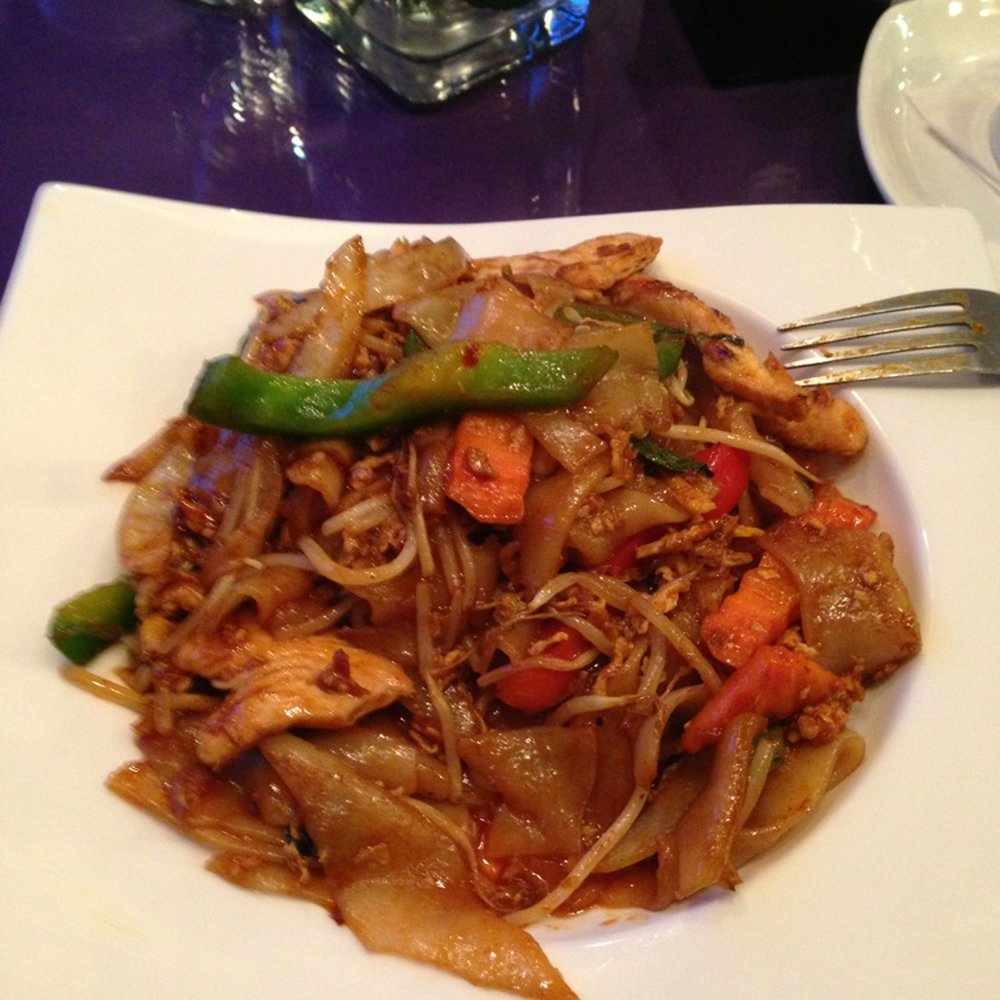Bree Thai Restaurant - Crazy noodles - Thai Near Me - Chicago, Illinois Bree Thai Restaurant - Crazy noodles - Thai Near Me - Chicago, Illinois