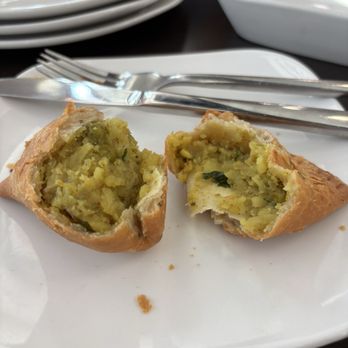 Lemon Indian Cuisine - Samosa (2 pcs) - Indian Near Me - Greensboro, North Carolina Lemon Indian Cuisine - Samosa (2 pcs) - Indian Near Me - Greensboro, North Carolina