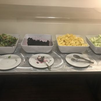 Waikiki Resort Hotel - Salad and fruit tray - Hotels Near Me - Honolulu, Hawaii Waikiki Resort Hotel - Salad and fruit tray - Hotels Near Me - Honolulu, Hawaii