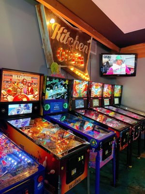 Brewski's Bar & Arcade by null