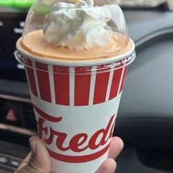 Freddy's Frozen Custard & Steakburgers - Orange Cream Frost
