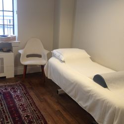 Y & Y Acupuncture and Chiropractic