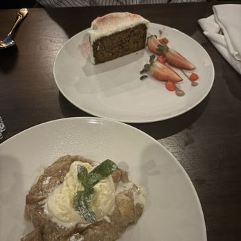 Nyx - bread pudin and carrot cake - Cocktail Bars Near Me - Whittier, California