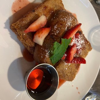 Friedman's - French toast... awesome dish - Breakfast & Brunch Near Me - New York, New York Friedman's - French toast... awesome dish - Breakfast & Brunch Near Me - New York, New York