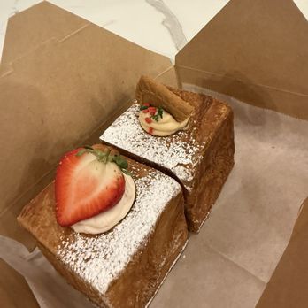 Le Kream - Strawberry and cookie butter - Desserts Near Me - Houston, Texas Le Kream - Strawberry and cookie butter - Desserts Near Me - Houston, Texas