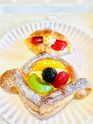 Paris Baguette by null