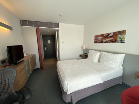 Hilton Garden Inn Stuttgart NeckarPark by null