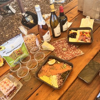 V Sattui Winery - Wineries Near Me - Saint Helena, California V Sattui Winery - Wineries Near Me - Saint Helena, California