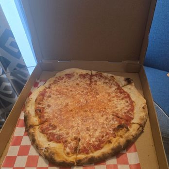Luigis Pizza - Cheese Pizza - Pizza Near Me - Honolulu, Hawaii Luigis Pizza - Cheese Pizza - Pizza Near Me - Honolulu, Hawaii