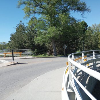 Bate Island - This is the entrance off the Champlain Bridge. - Parks Near Me - Ottawa, Ontario Bate Island - This is the entrance off the Champlain Bridge. - Parks Near Me - Ottawa, Ontario
