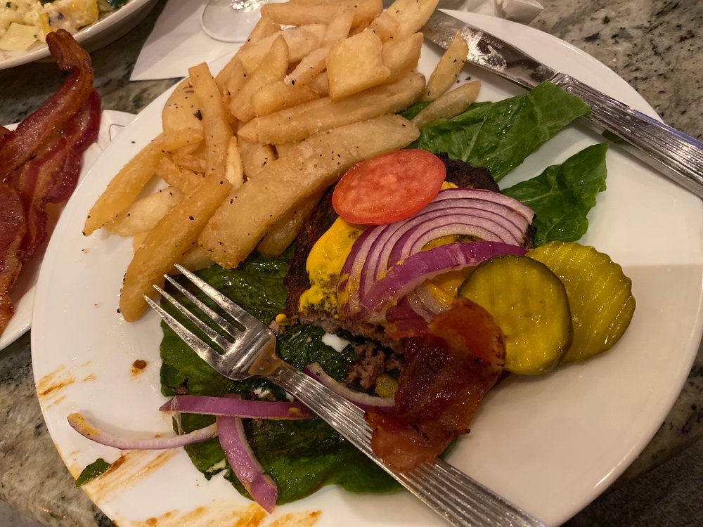 THE GARDEN GRILLE AND BAR Updated October 2024 97 10th St NW