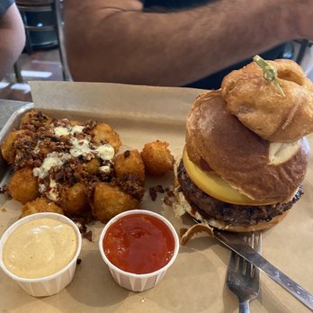 Woody's Brewing - Smokehouse burger with loaded pots - New American Near Me - Redding, California Woody's Brewing - Smokehouse burger with loaded pots - New American Near Me - Redding, California