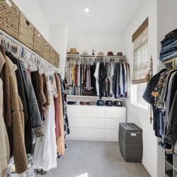 Golden Hour Motherhood - My dreamy closet thanks to Dru!!