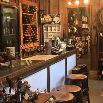 Brightly's Farm Market - Wine tasting bar - Farmers Market Near Me - Hamlin, New York