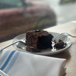 Cafe Fritz - Chocolate miso cake