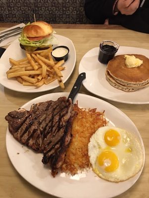 Shari's Cafe and Pies by null