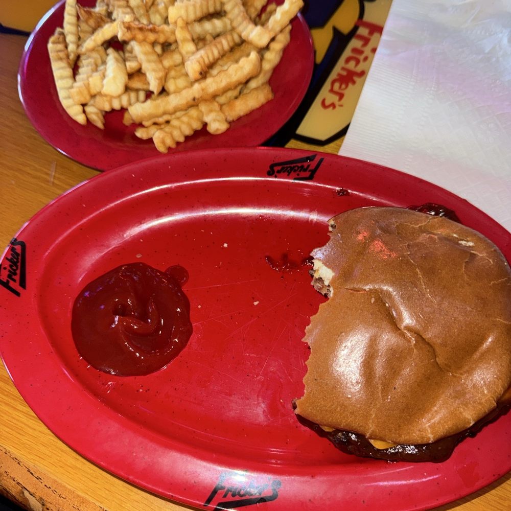 Fricker's - BBQ Bacon Cheeseburger, crinkle fries - American Near Me - Middletown, Ohio